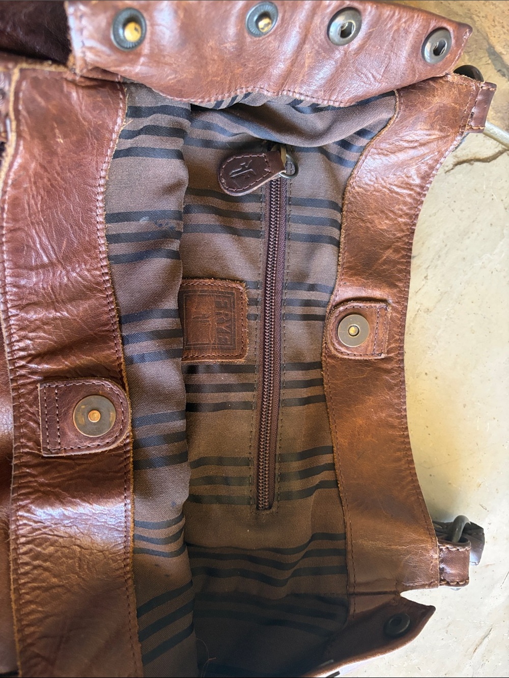 Frye Melissa Tote in Redwood - Picture 5 of 7